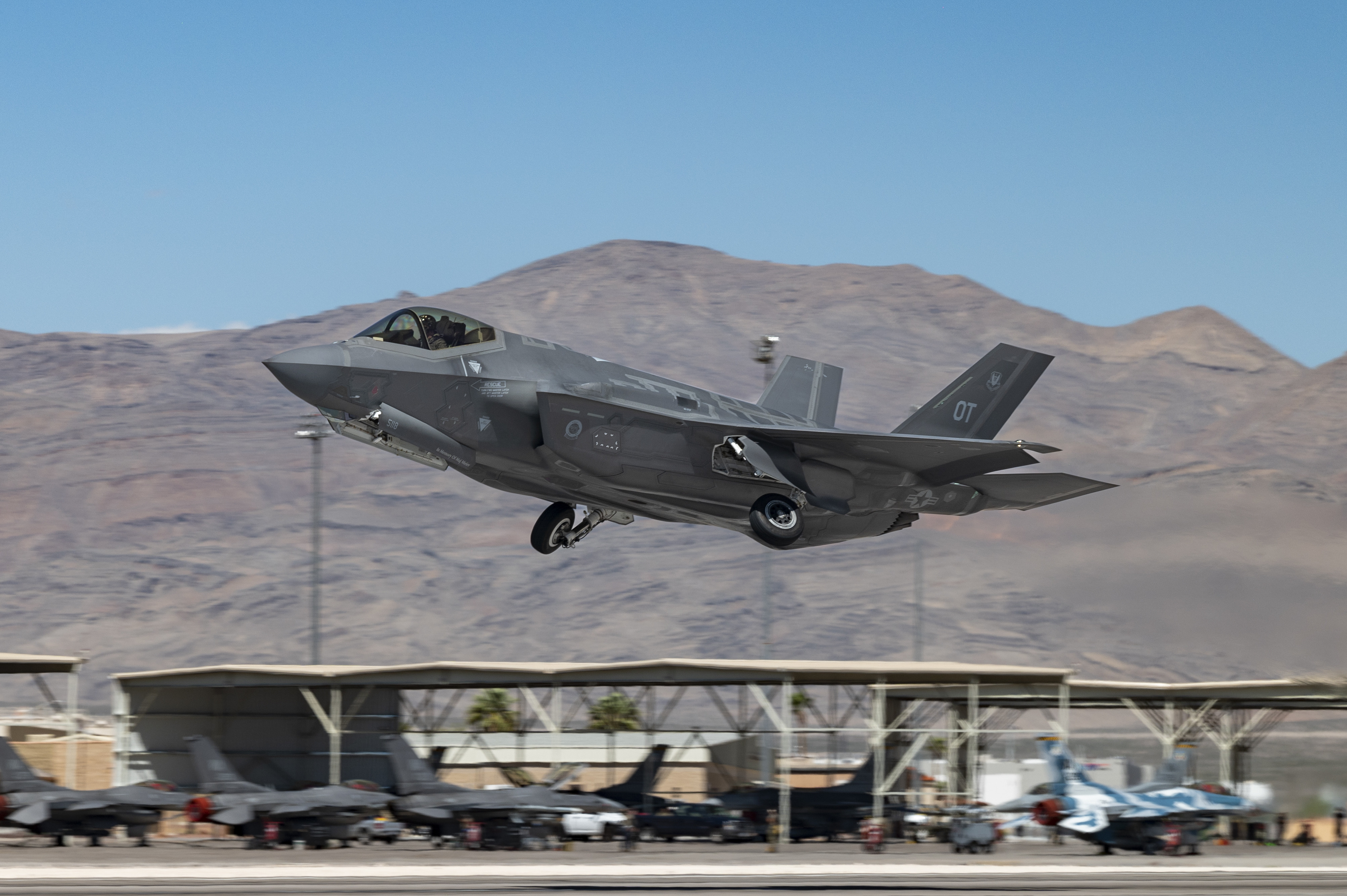 お歳暮 2024 introduces Flag Black Joint new Operational Maintenance ACE 