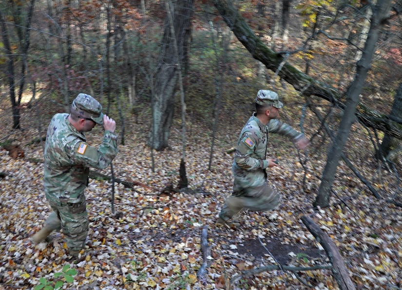 Ammunition platoon trains on land navigation