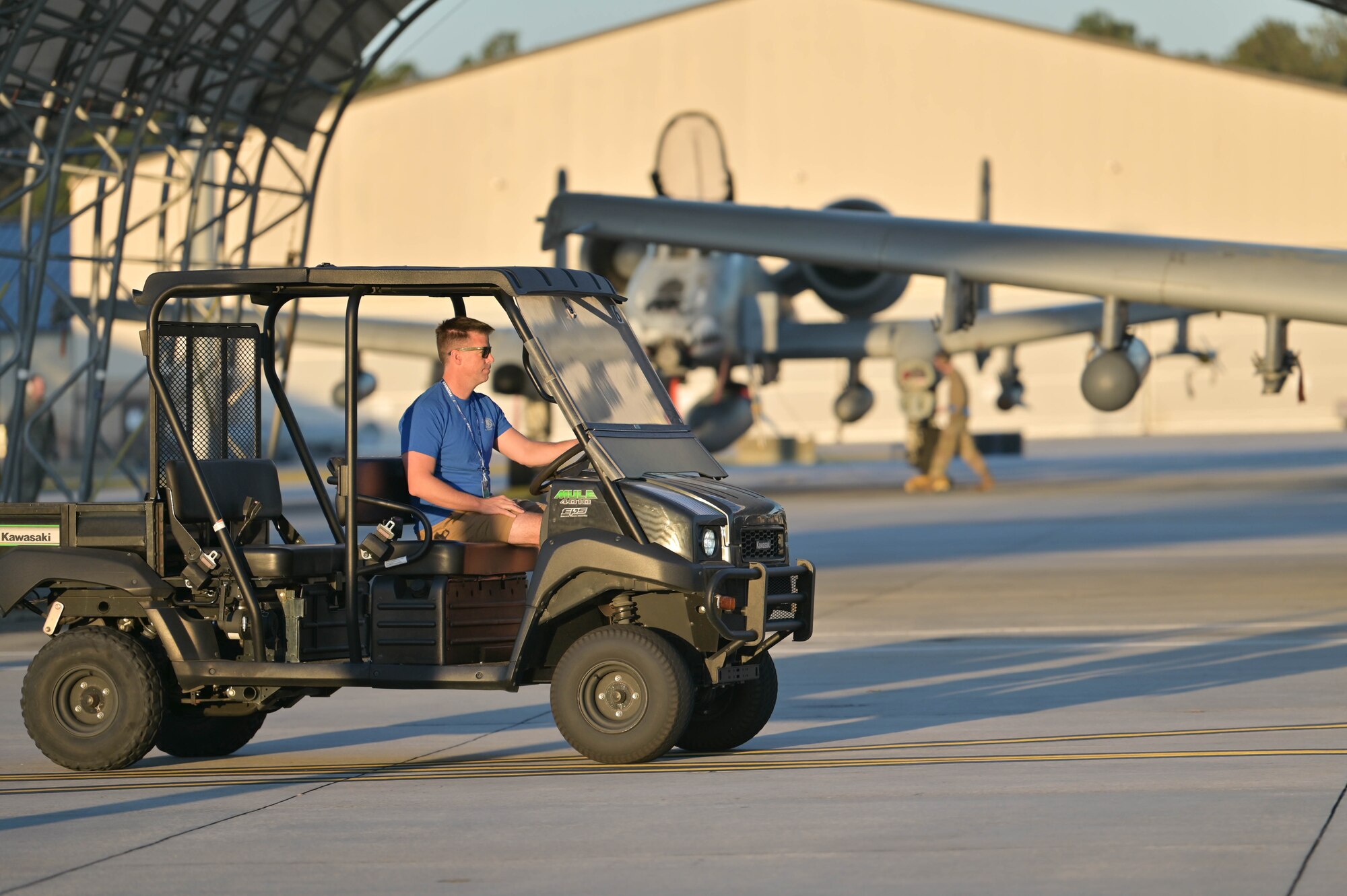 U.S. Air Force Col. Sean Baerman, 23rd Fighter Group commander, visits 74th Fighter Squadron pilots on the flightline to say farewell at Moody Air Force Base, Georgia, Oct. 16, 2022. The 23rd Wing deployed A-10C Thunderbolt II aircraft and support personnel to Andersen Air Force Base, Guam for a routine Dynamic Force Employment Operation. (U.S. Air Force photo by Senior Airman Rebeckah Medeiros)