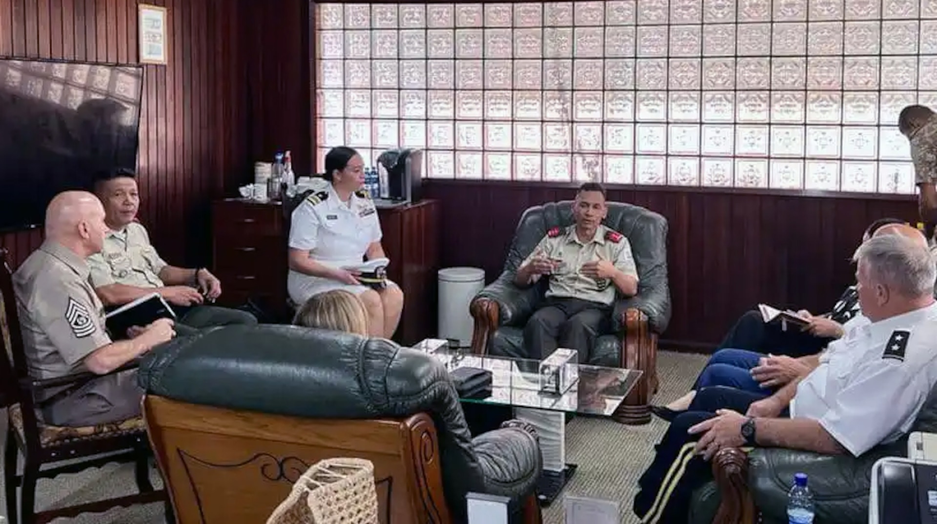 The commander of U.S. Southern Command, Army Gen. Laura Richardson, meets with the Commander of the Suriname Armed Forces, Lt. Col. Werner Kioe A Sen.