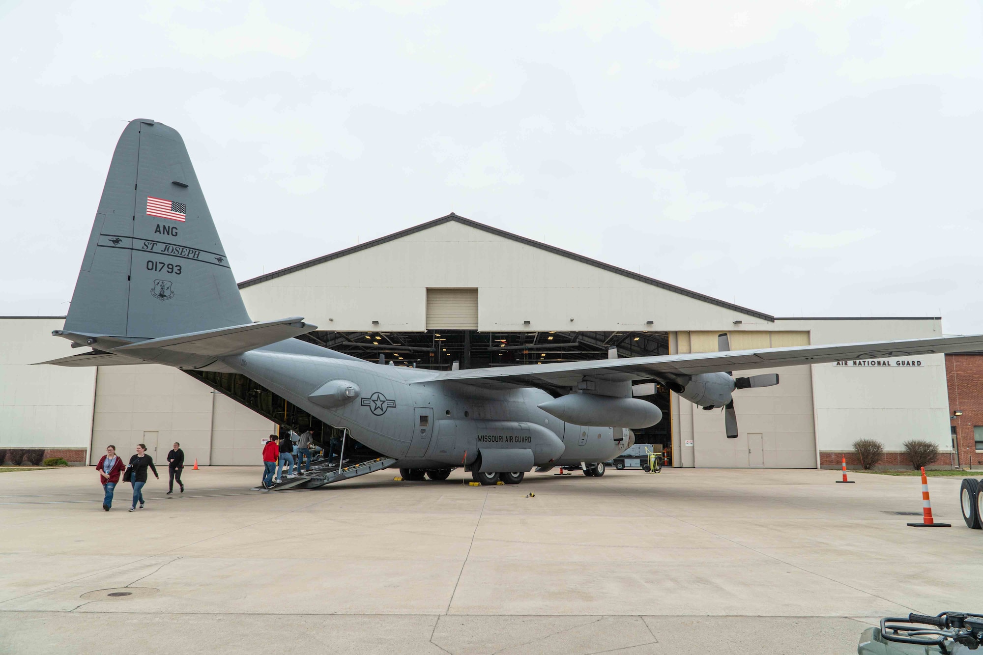 c-130 aircraft