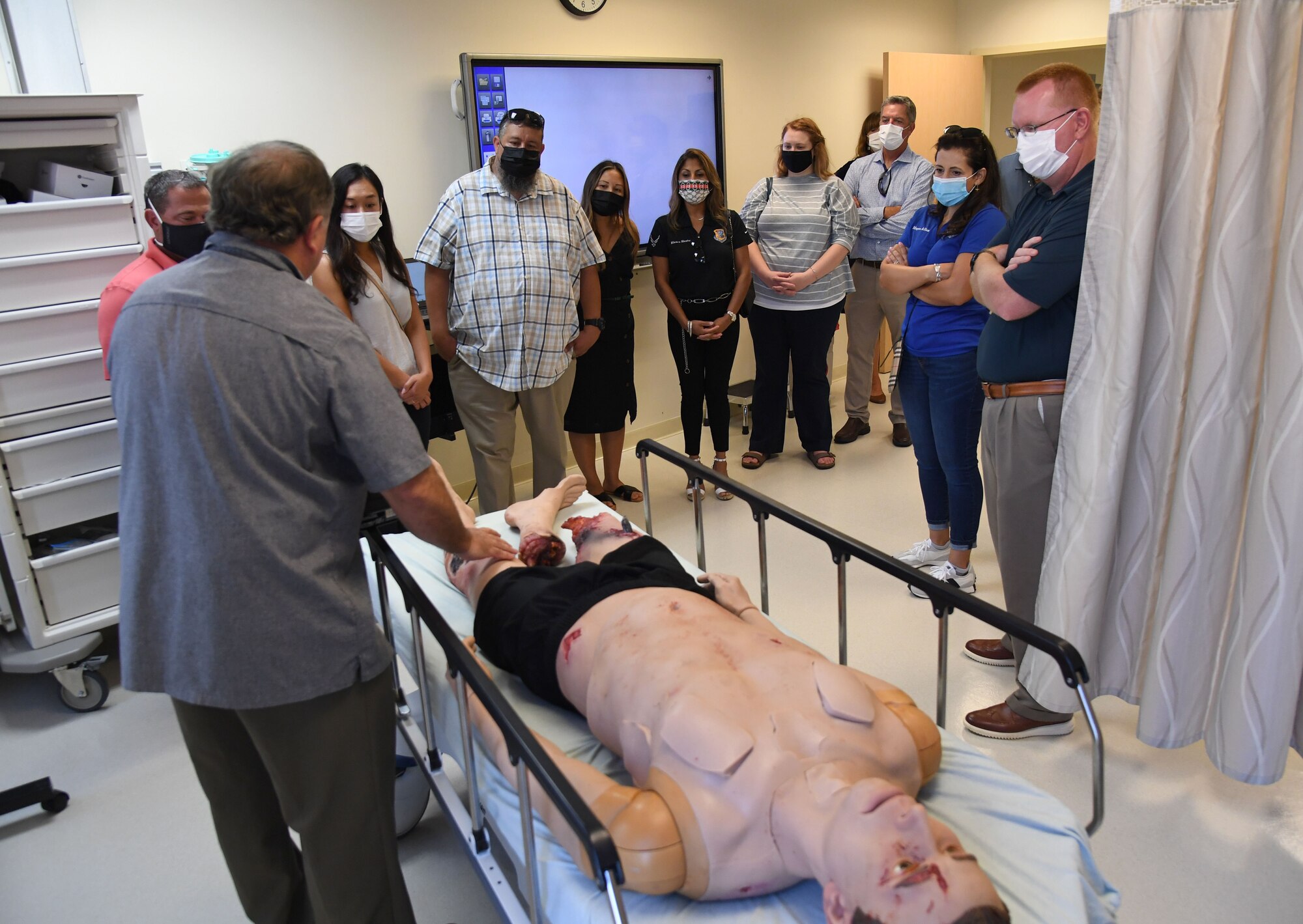 Keesler key spouses and spouses of base leadership toured the Keesler Medical Center's simulation lab at Keesler Air Force Base, Mississippi, Aug. 31, 2022. The spouses also toured a C-130J aircraft, the Fisher House and received a military working dog demonstration. (U.S. Air Force photo by Kemberly Groue)