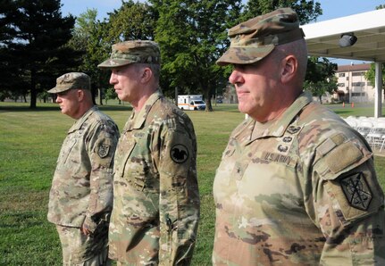 Army Reserve’s 200th Military Police Command welcomes new commanding general