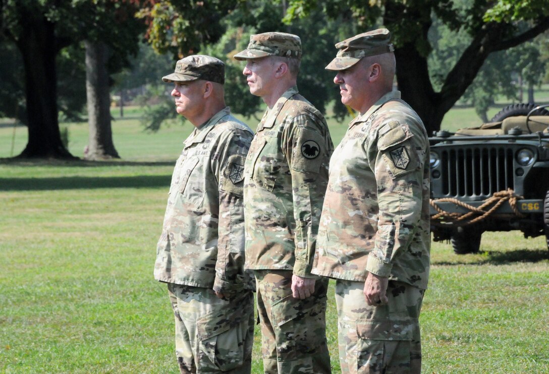 Army Reserve’s 200th Military Police Command welcomes new commanding general