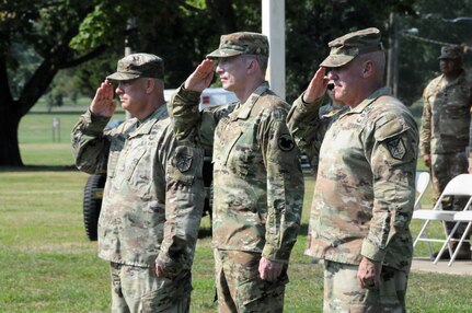 Army Reserve’s 200th Military Police Command welcomes new commanding general