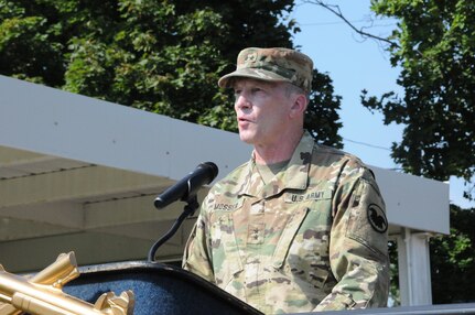 Army Reserve’s 200th Military Police Command welcomes new commanding general