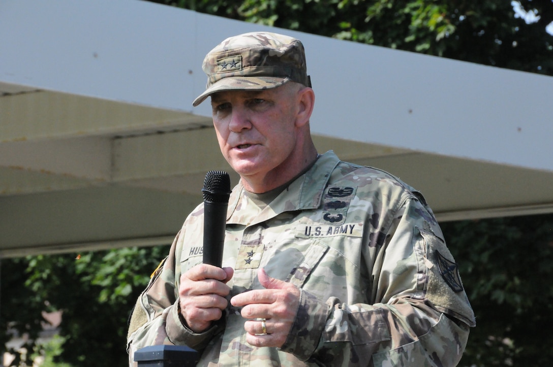 Army Reserve’s 200th Military Police Command welcomes new commanding general