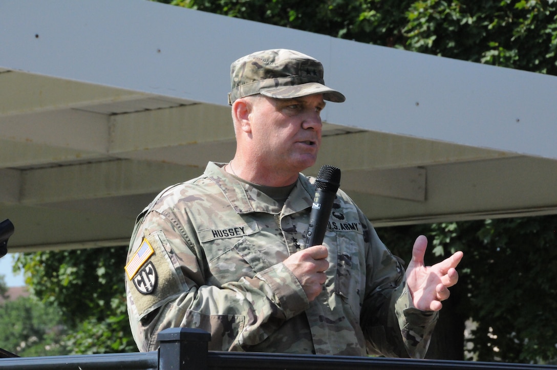 Army Reserve’s 200th Military Police Command welcomes new commanding general