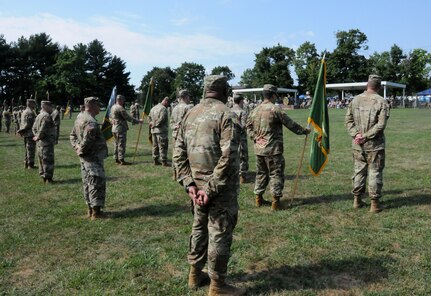 Army Reserve’s 200th Military Police Command welcomes new commanding general