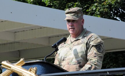 Army Reserve’s 200th Military Police Command welcomes new commanding general