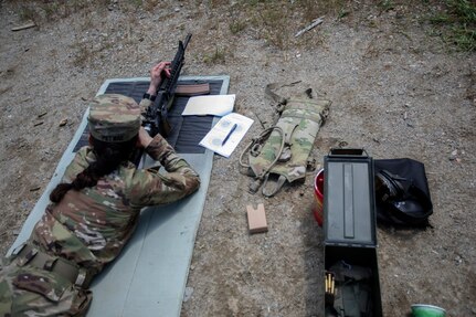 CIOR competition tests 88th Readiness Division officer’s grit