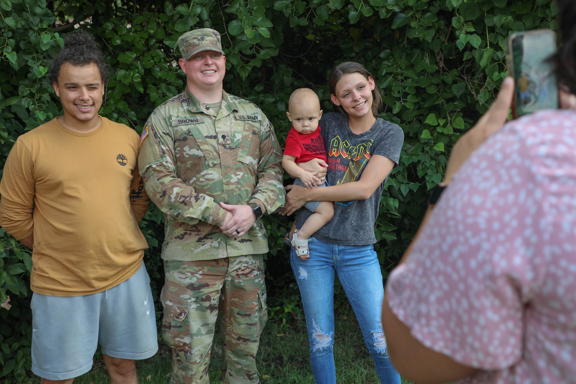 This detachment from the 438th MP Co. will be heading to Kosovo for a year-long mission to provide Military Police Liaison Officer Support to Operation Joint Guardian and will join up with their fellow 438th MP’s who are also deployed to Kosovo.