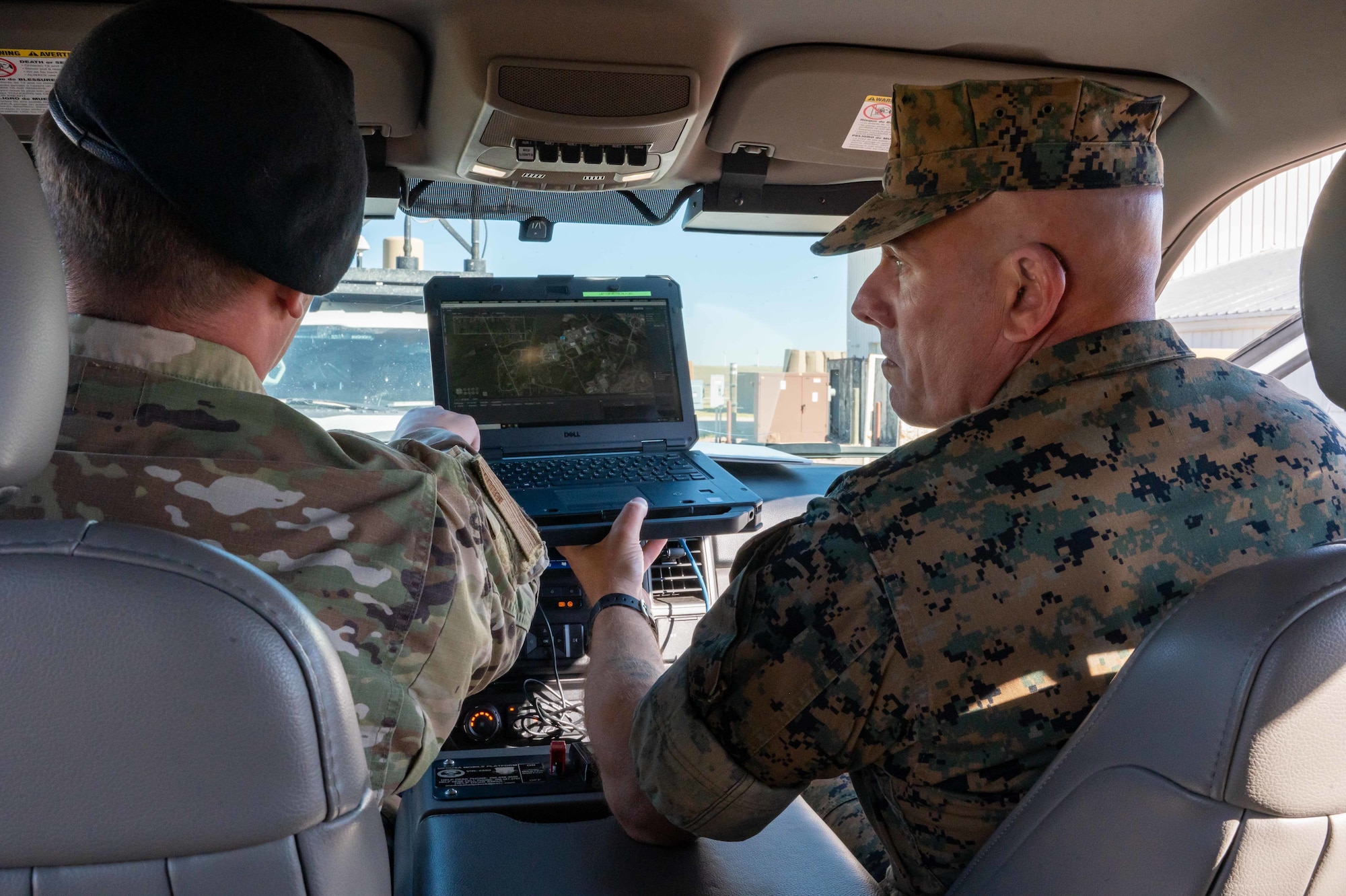 US Strategic Command's Sgt. Maj. visits with Airmen