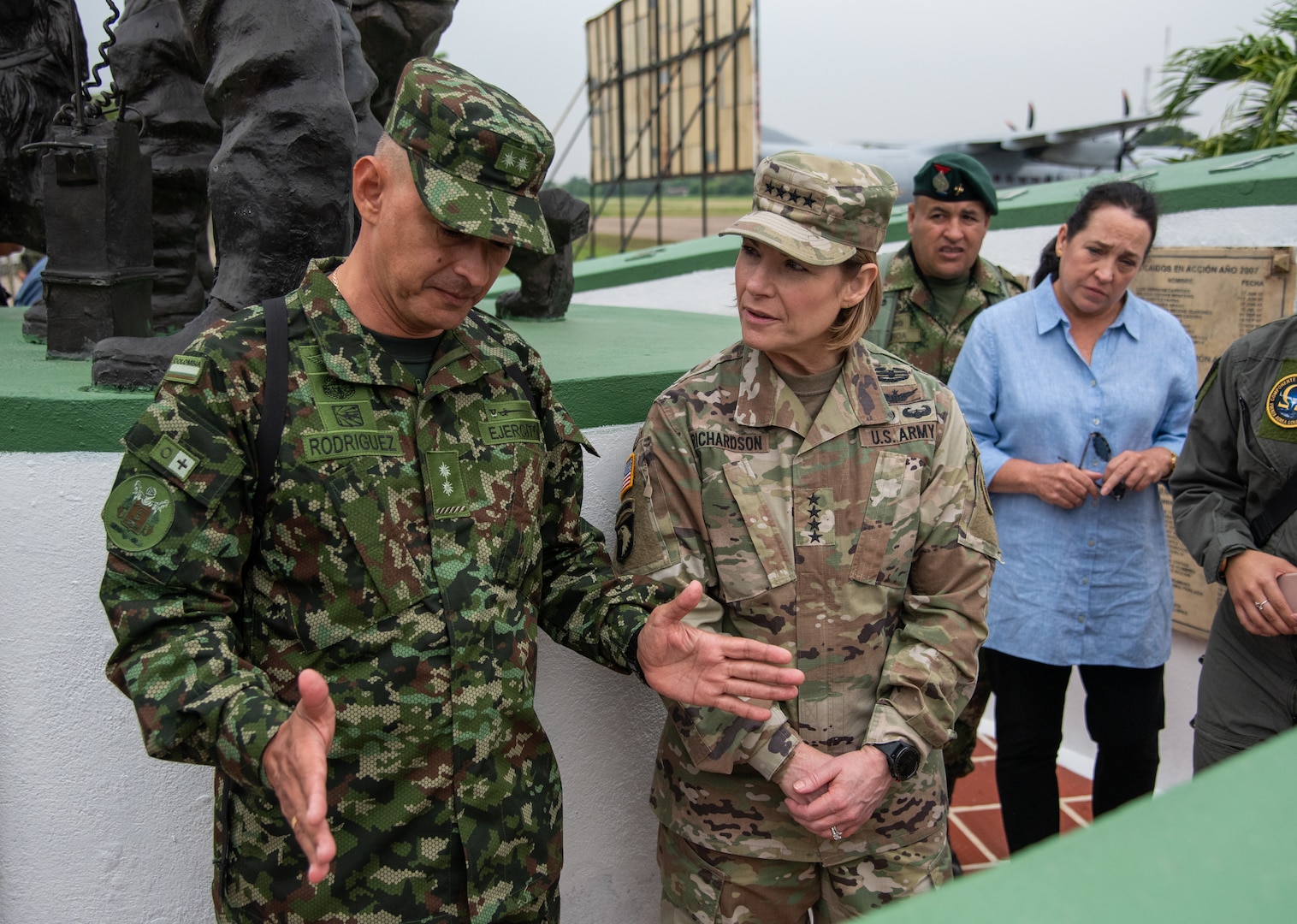 SOUTHCOM Commander Visits Colombia, Brazil > U.S. Southern Command > News