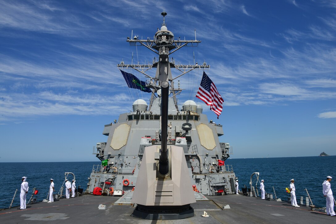 GUANABARA BAY, Brazil (Sept. 7, 2022) Sailors aboard the Arleigh Burke-class guided-missile destroyer USS Lassen (DDG 82) man the rails during the Parade of Ships marking Brazil’s bicentennial during UNITAS LXIII, Sept. 7, 2022.