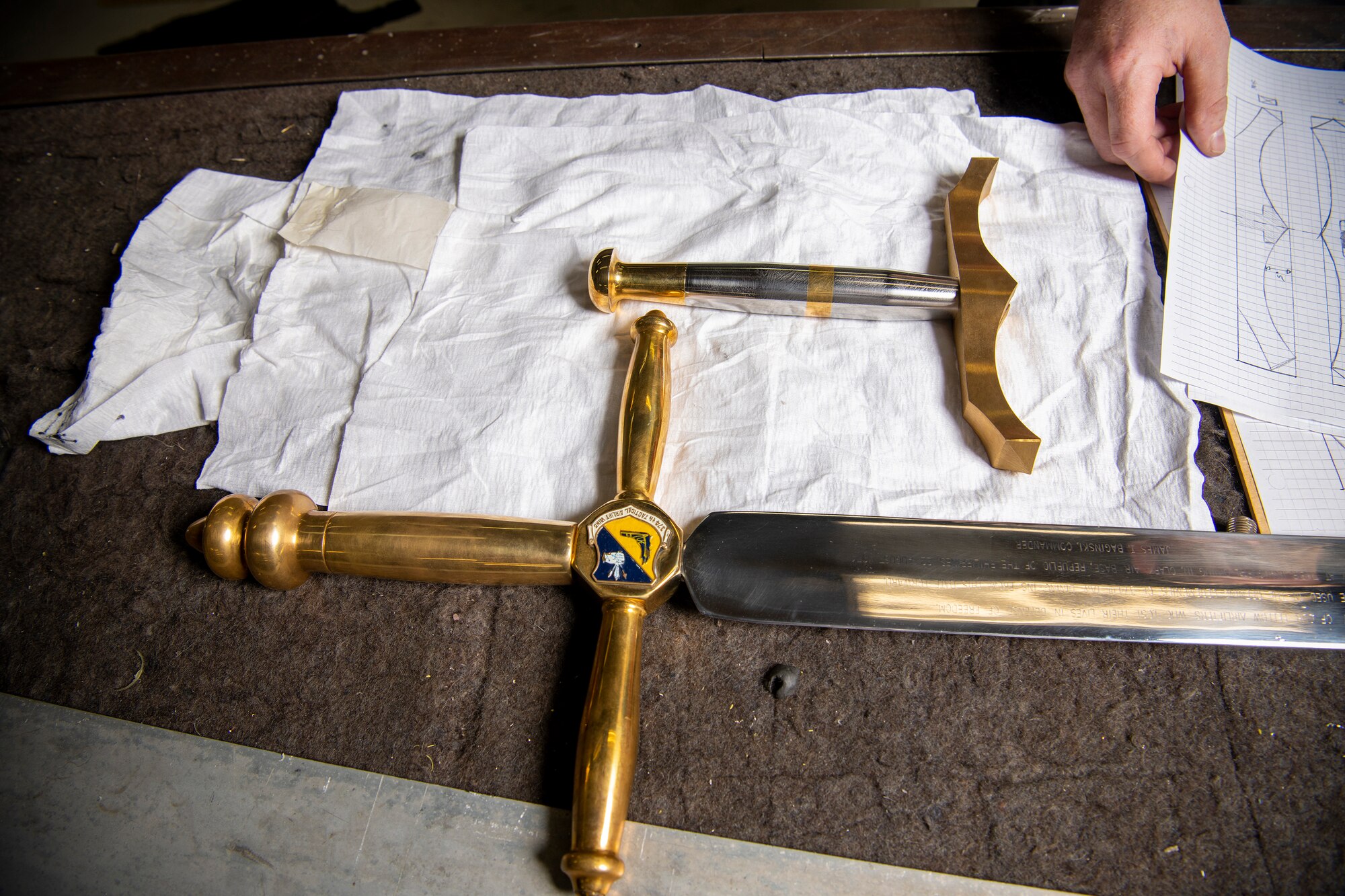 Wing sword