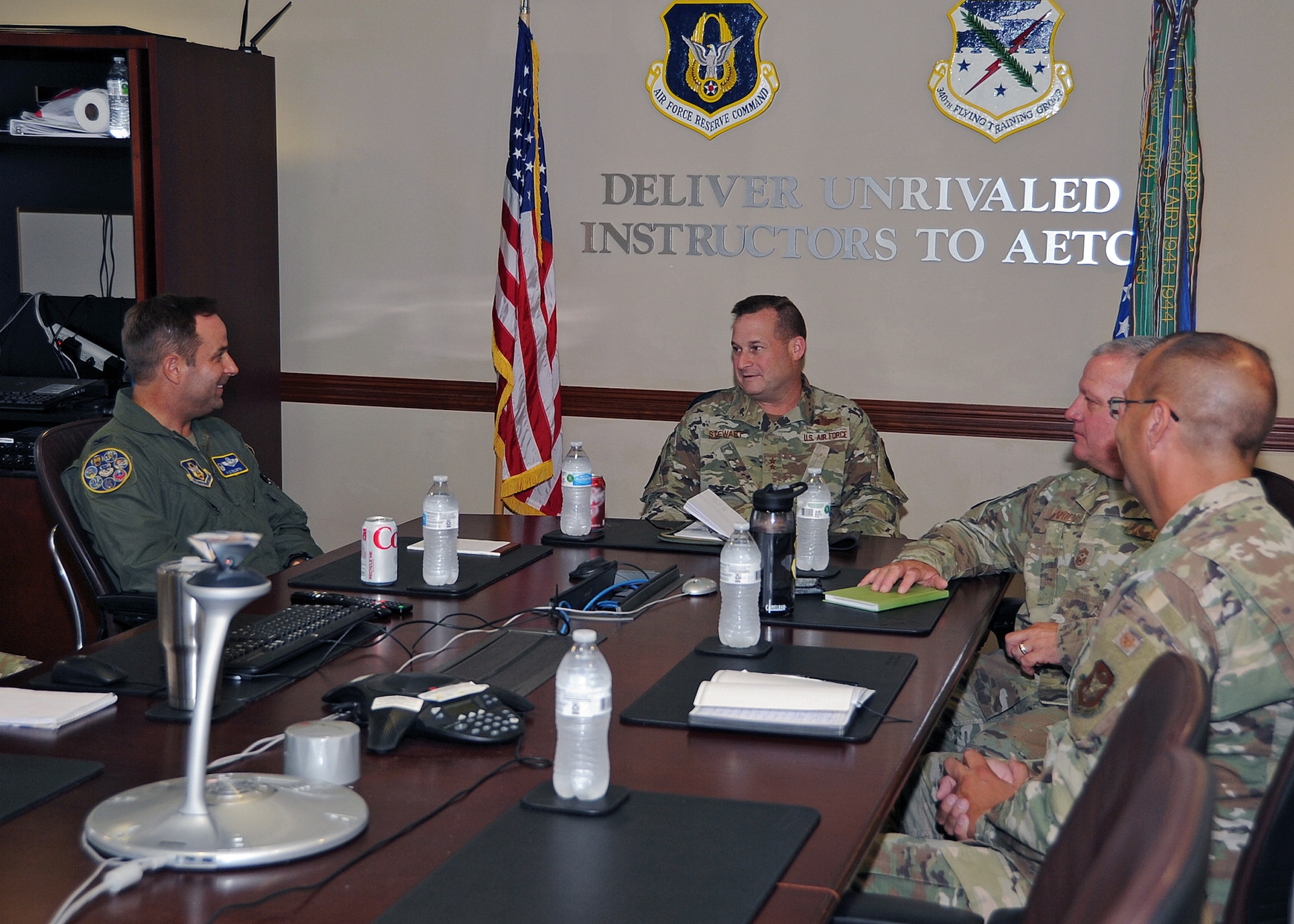 19th AF commander visits 340th FTG