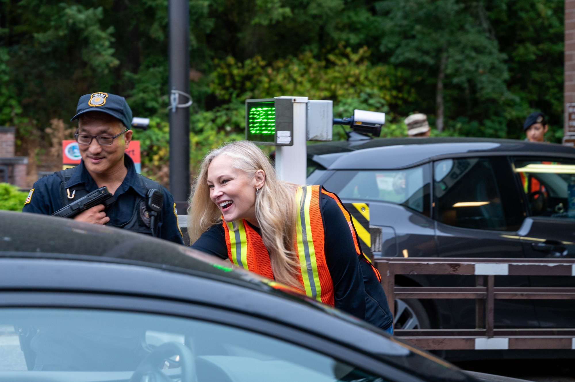 JBLM service members hand out suicide prevention information!