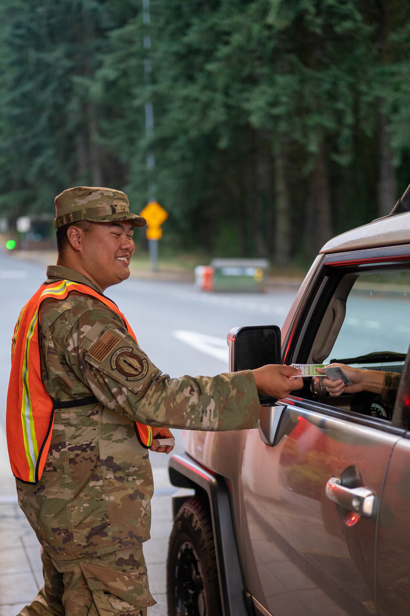 JBLM service members hand out suicide prevention information!