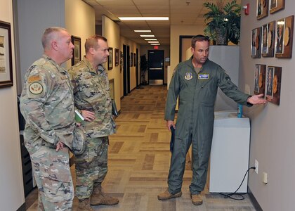 19th AF commander visits 340th FTG