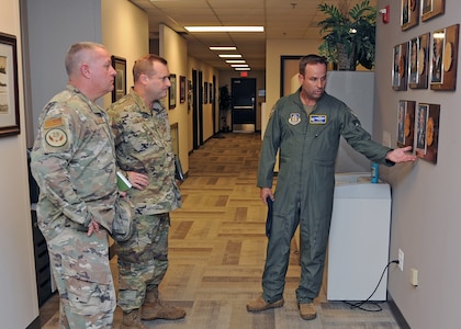 19th AF commander visits 340th FTG