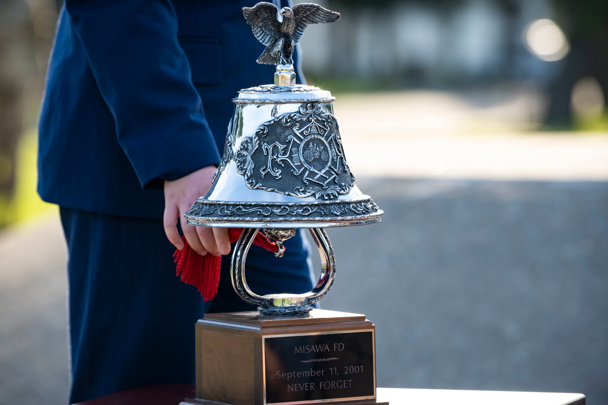 U.S. Air Force members in dress blues rings a bell.