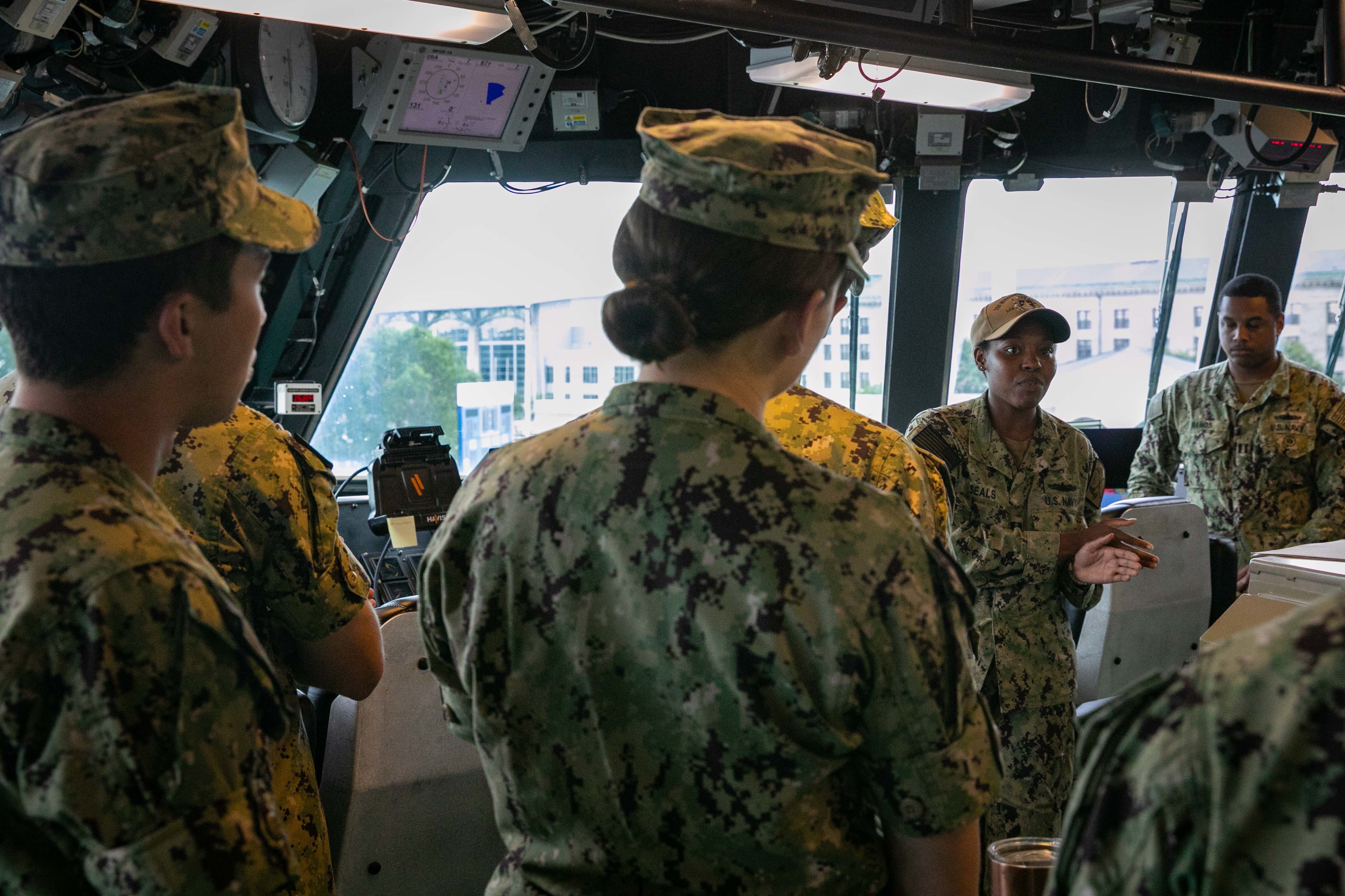 United States Naval Academy Midshipmen Tour USS Minneapolis-Saint Paul ...