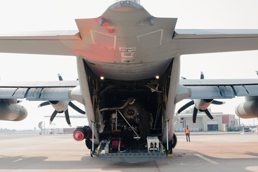 Photos showing Modular Airborne Firefighting System aircraft and crewmembers near Boise, Idaho.