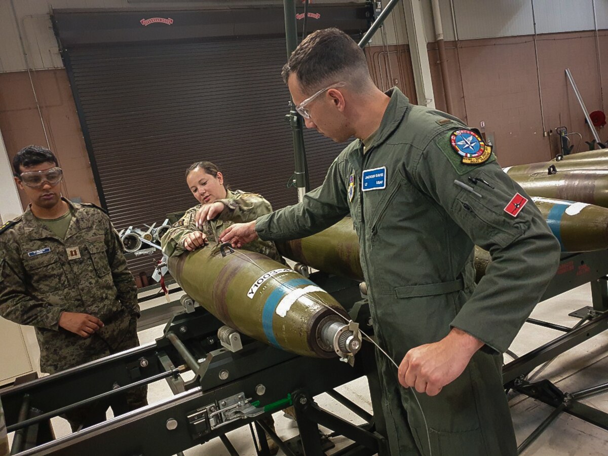 Sheppard | Student pilot takes unique look inside munitions
