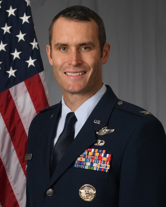 Colonel Keith A. Young is the Vice Commander, 15th Wing, Joint Base Pearl 
Harbor-Hickam, Hawaii. The 15th Wing provides trained and ready Airmen to 
the Commander, U.S. Indo-Pacific Command and the Commander, Pacific Air 
Forces to execute strategic airlift, executive airlift, and air dominance missions 
with C-17A, C-37A, and F-22A aircraft. The 15th Wing is also responsible for 
the safe and effective operation of Hickam Field. Hickam Field serves as a 
strategic launching pad for the projection of American airpower throughout the 
Indo-Pacific Area of Responsibility. The wing’s Total Force Integration 
relationship with the Hawaii Air National Guard is critical to the day-to-day 
operation and maintenance of the C-17 and F-22 missions. The 15th Wing also 
serves as the Air Force lead, partnering with the Commander, Joint Base Pearl 
Harbor-Hickam, to provide mission support to all other Air Force entities on 
bas