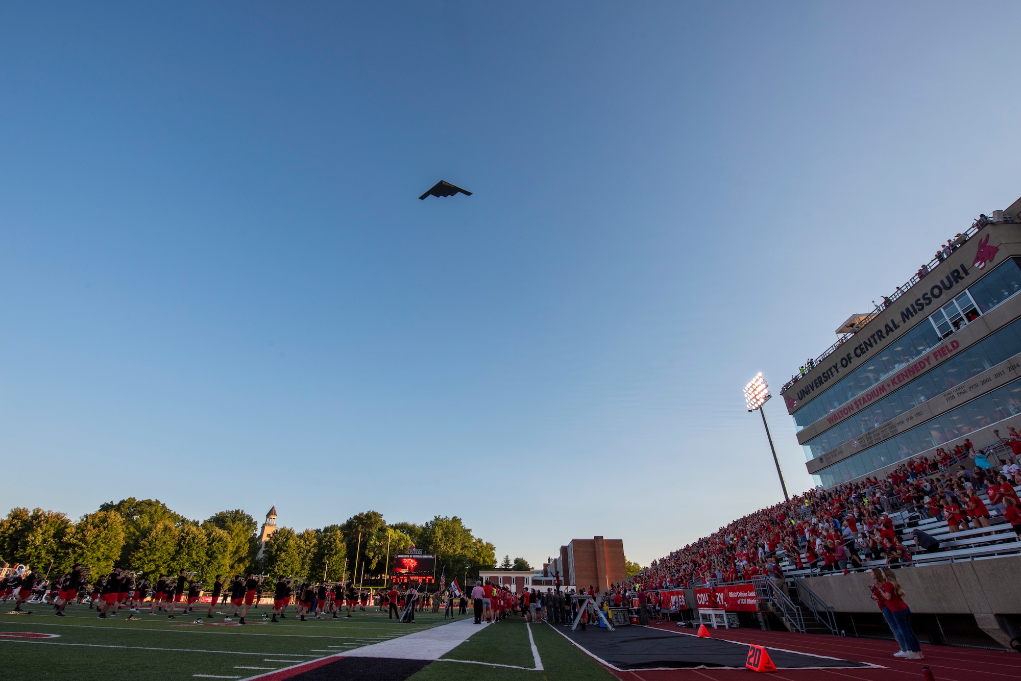 B2 Spirit Kickoffs UCM Football Military Appreciation Night > 8th Air