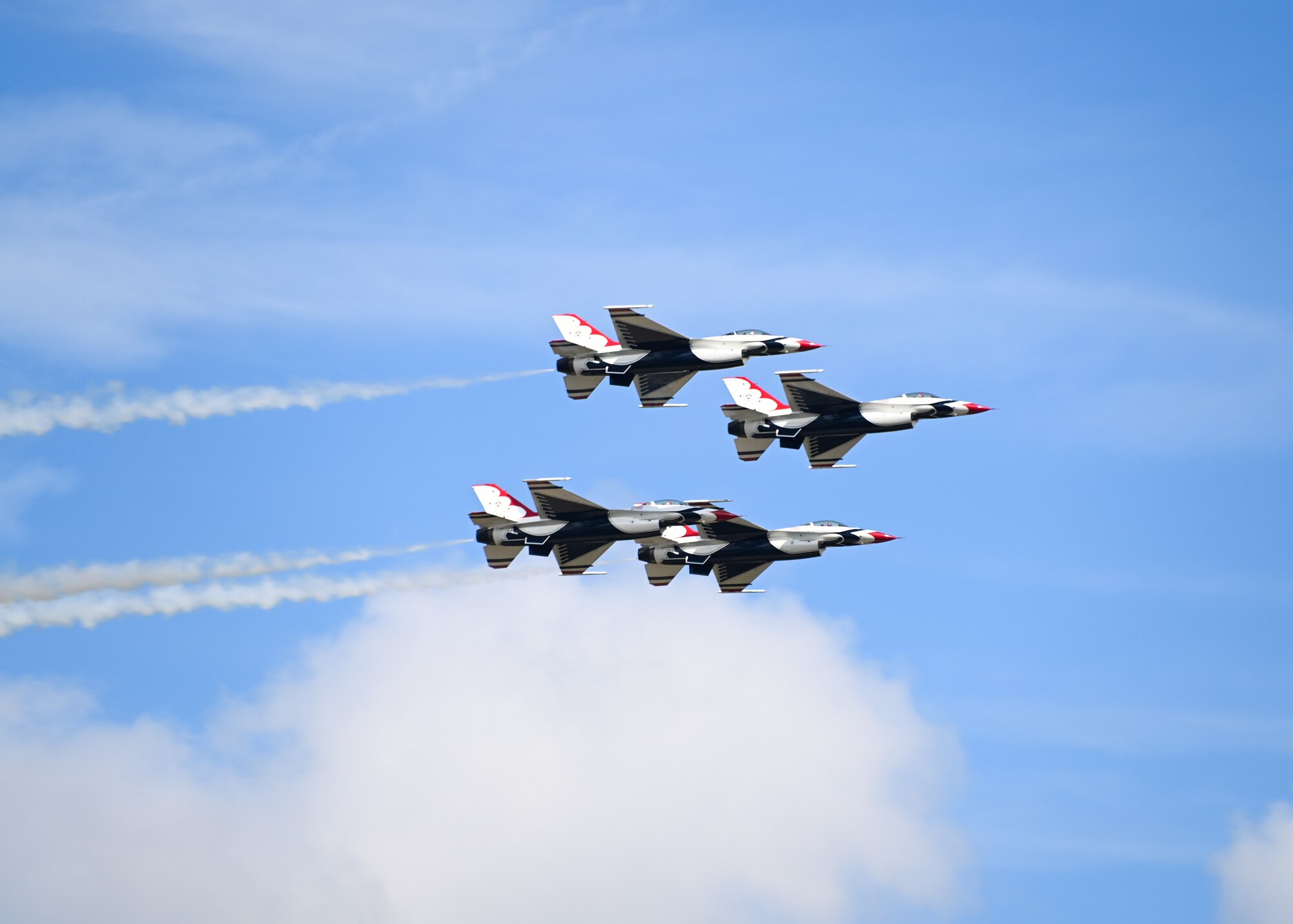 The U.S. Air Force Air Demonstration Squadron “Thunderbirds” practice a routine for the Joint Base Andrews 2022 Air & Space Expo upon their arrival at JBA, Md., Sept. 12, 2022. The Thunderbirds perform worldwide to strengthen morale and esprit de corps among Air Force members, support community relations, represent the United States and its armed forces to foreign nations and to project international goodwill. (U.S. Air Force Airman 1st Class Isabelle Churchill)