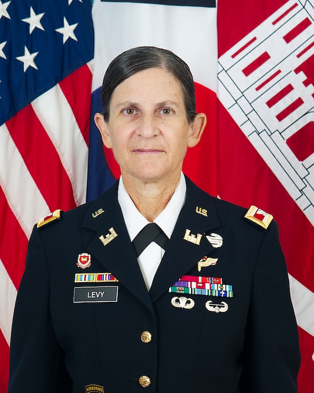 FED Commander's Official Photo