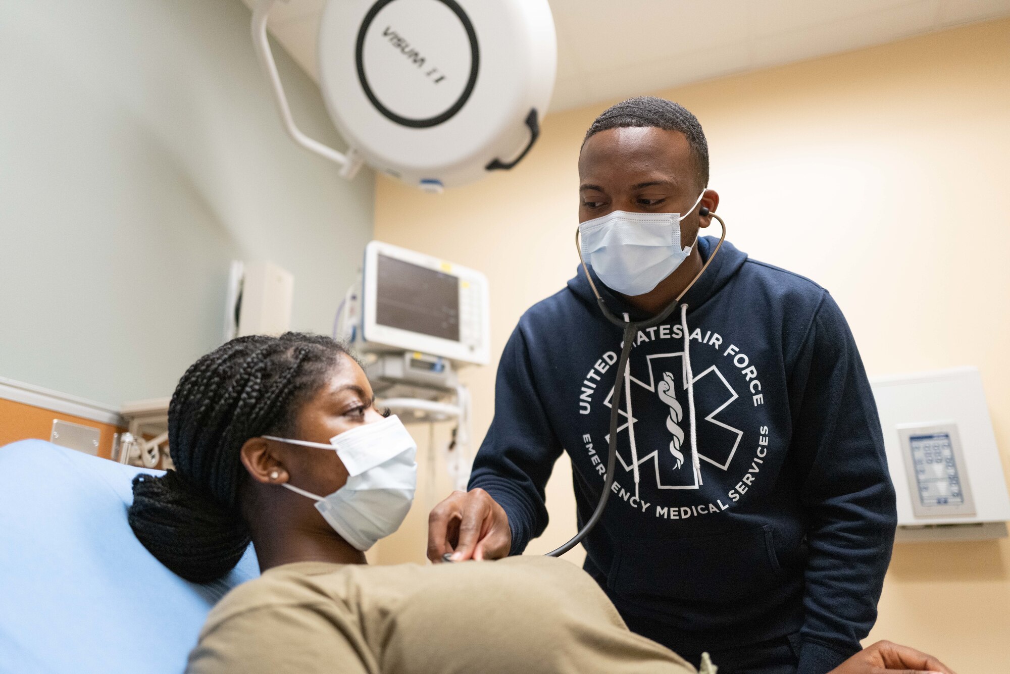 Airman working at the emergency room