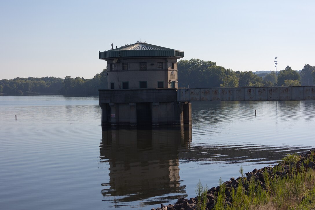 Mosquito Creek Lake, located in Cortland, Ohio, is owned and operated by the U.S. Army Corps of Engineers Pittsburgh District. The reservoir provides flood protection for the Mahoning River Valley as well as for the Beaver and upper Ohio rivers. Mosquito Creek Lake also stores water and releases it downstream during dry periods to improve water quality and quantity for domestic and industrial use, recreation, aesthetics and aquatic life. The reservoir’s recreation areas offer residents and visitors with opportunities to camp, boat, picnic and enjoy a round of disk golf.