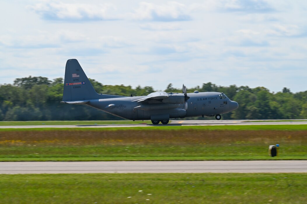 Youngstown Air Reserve Station Id Card Office