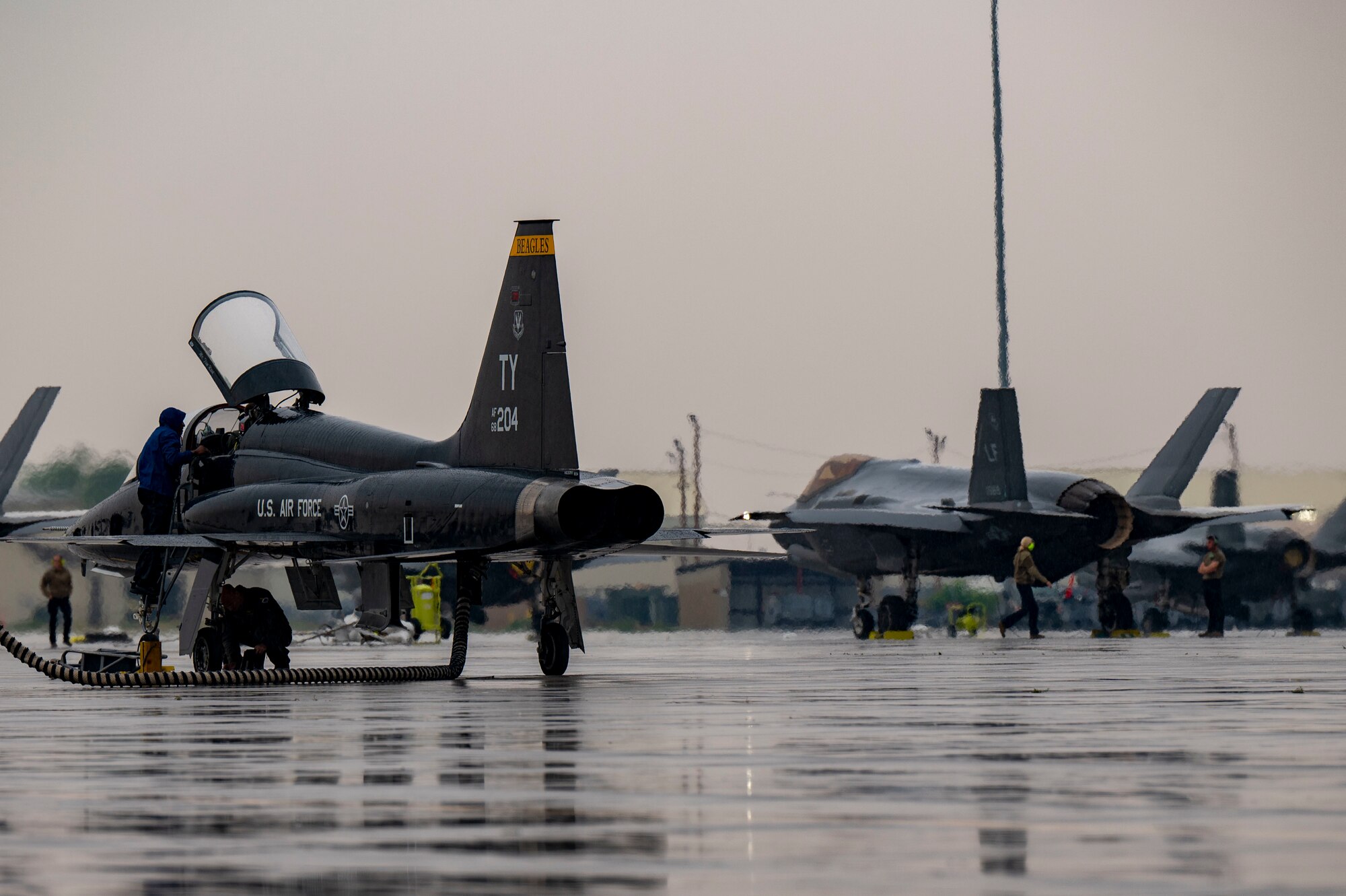 aircraft on the flight line