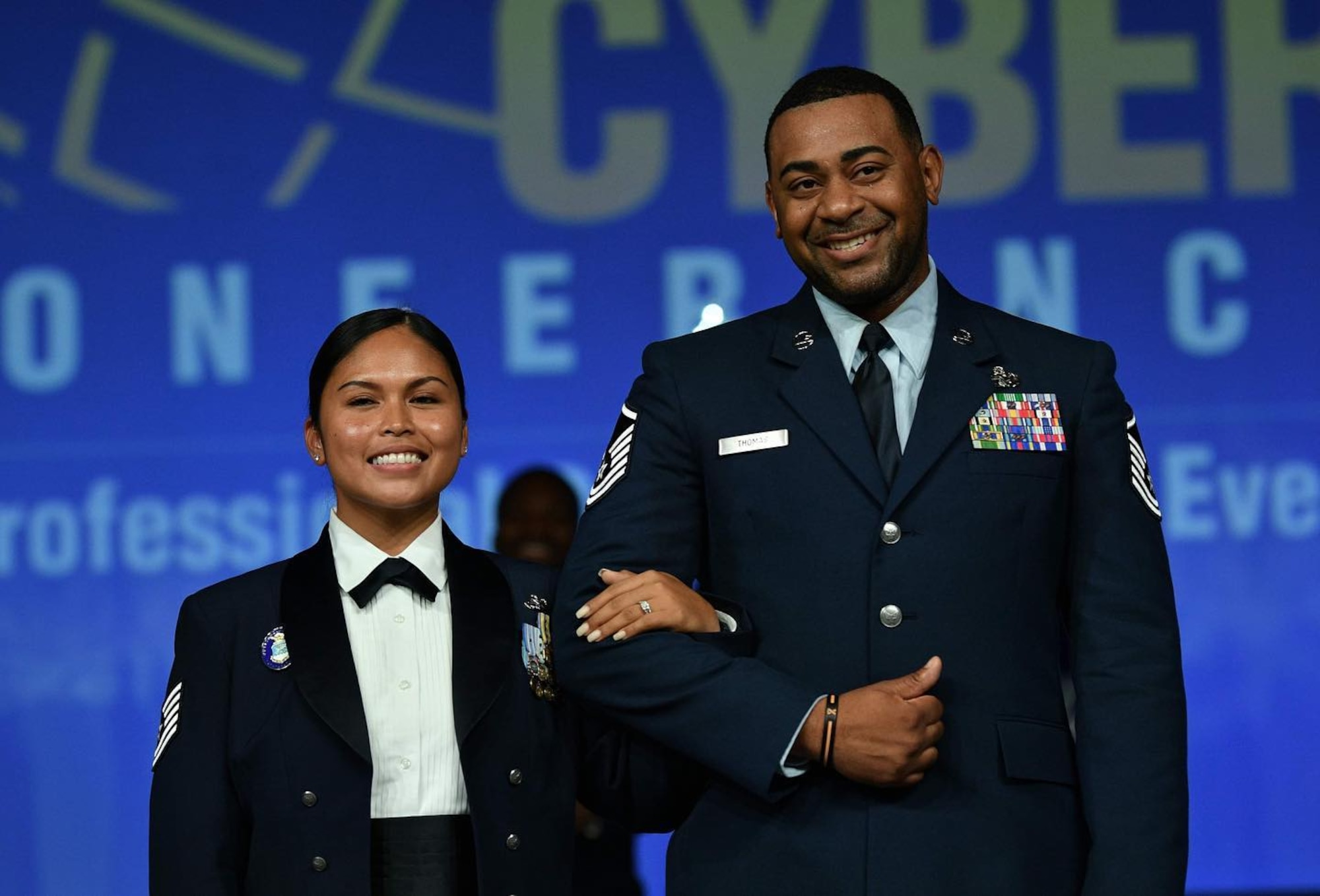 Photo of MSgt Jennifer Thomas and MSgt Marquis Thomas