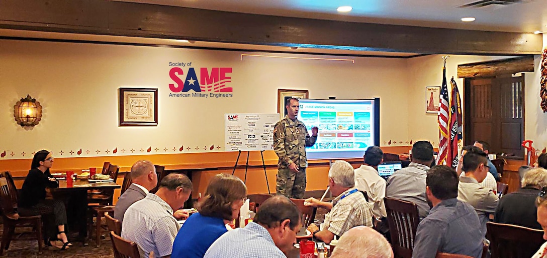 Albuquerque District Commander Lt. Col. Jerre Hansbrough 
speaks at a Society of American Military Engineers luncheon, Sept. 14, 2022.