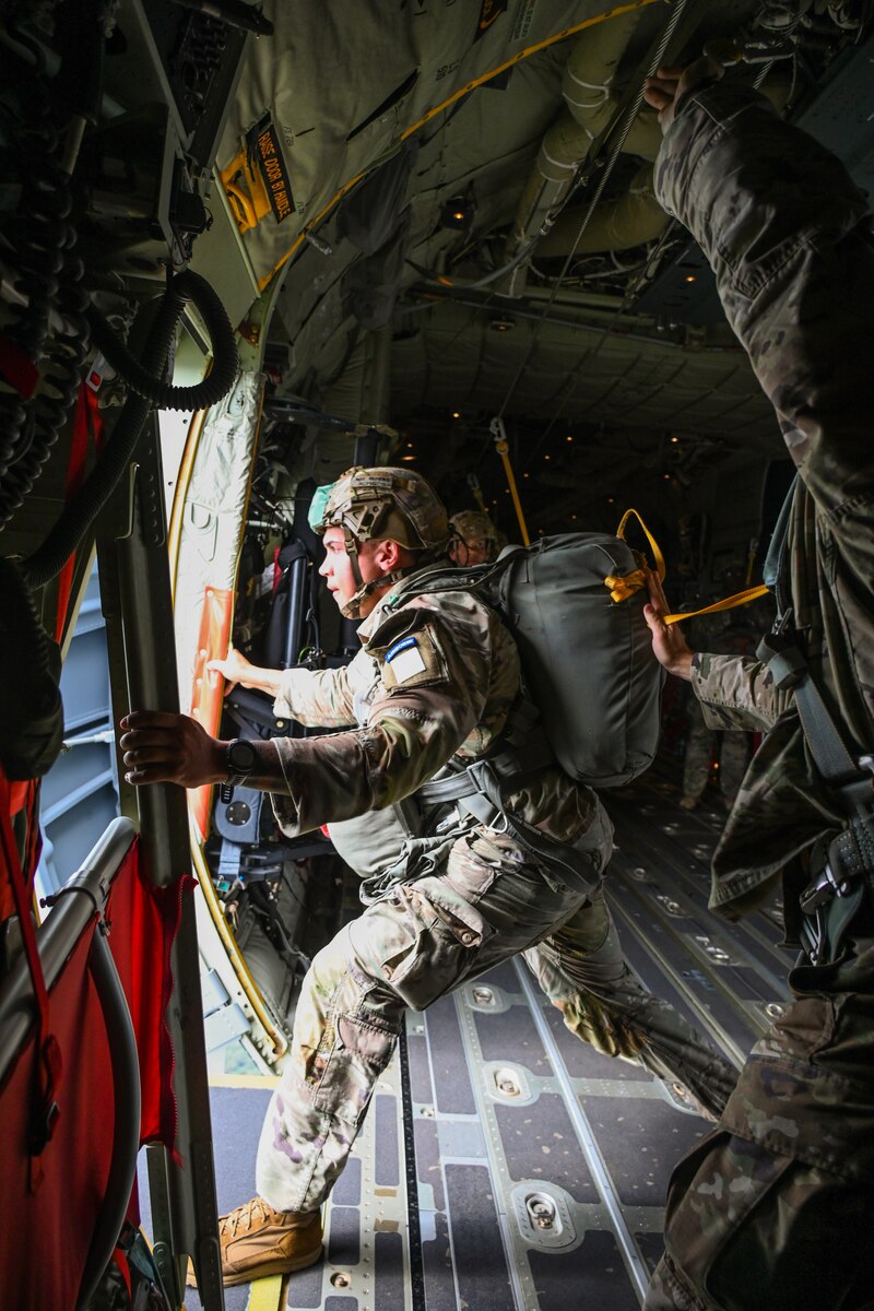 Texas Guardsmen Fly at Falcon Leap 2022 > 136th Airlift Wing