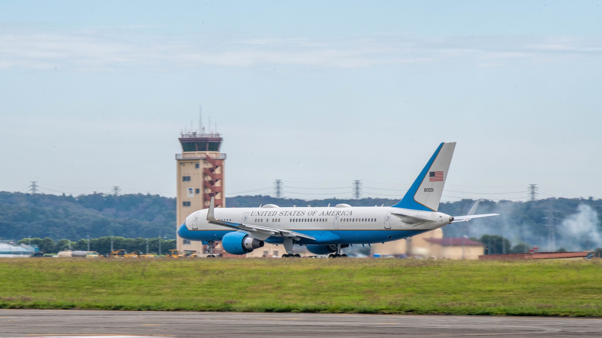 Air Force Two prepares to fly