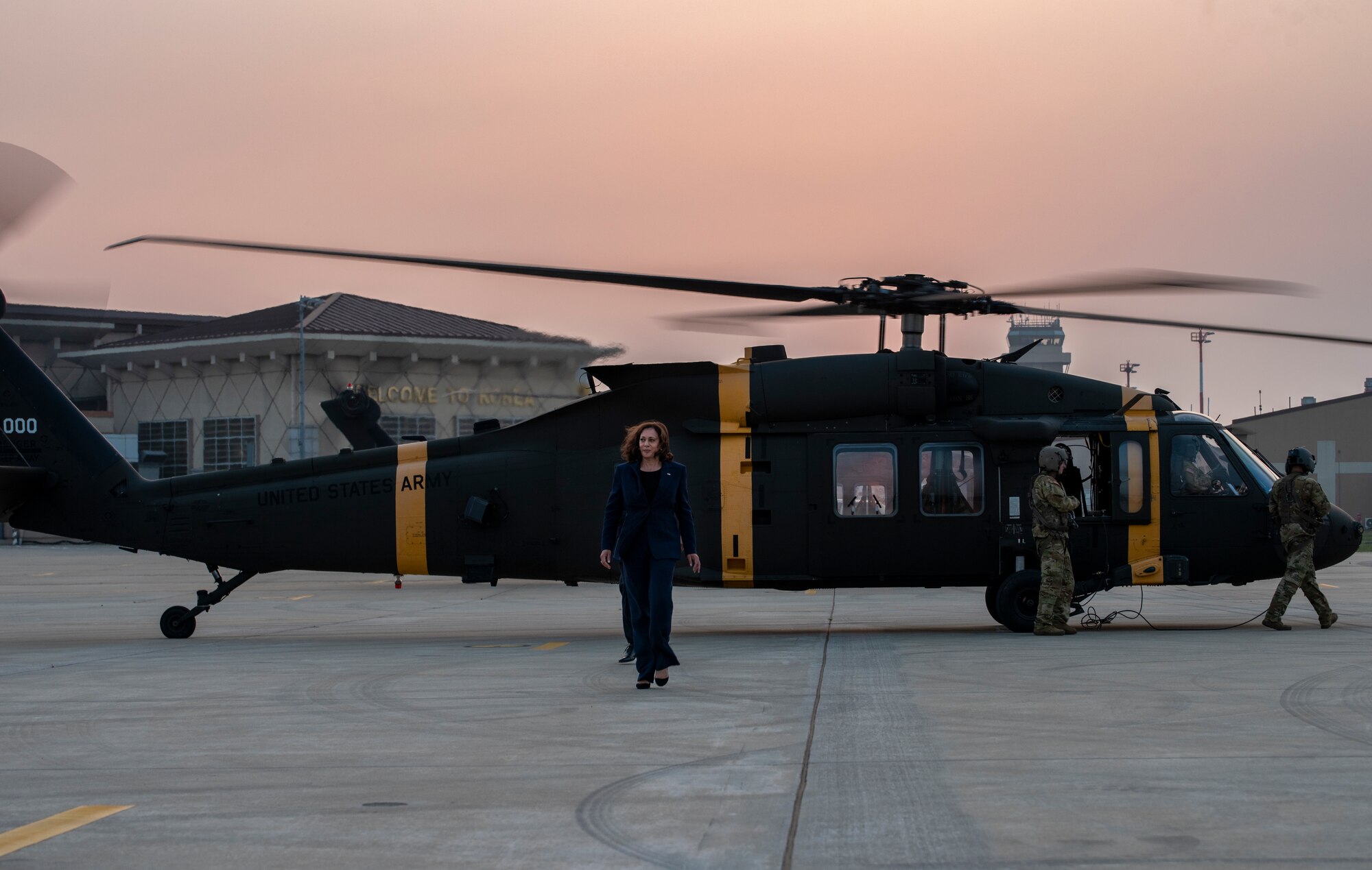Vice President of the United States Kamala D. Harris arrives at Osan Air Base, Republic of Korea, after a tour of South Korea on Sept. 29, 2022.