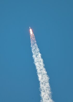 A SpaceX Falcon 9 launched the Space Development Agency’s Tranche 0 mission to low-Earth orbit from Space Launch Complex 4E at Vandenberg Space Force Base, Calif., at 7:29 a.m. on April 2, 2023.

This was the SDA’s first dedicated launch. It was also the first launch of the Proliferated Warfighter Space Architecture, a new layered network of satellites in low-Earth orbit that will provide global military communication and missile warning, indication, and tracking capabilities. 

The SDA became part of the U.S. Space Force on Oct. 1, 2022. It is responsible for rapid delivery of space-based capabilities to the joint warfighter.

(U.S. Space Force photo by Senior Airman Rocio Romo)