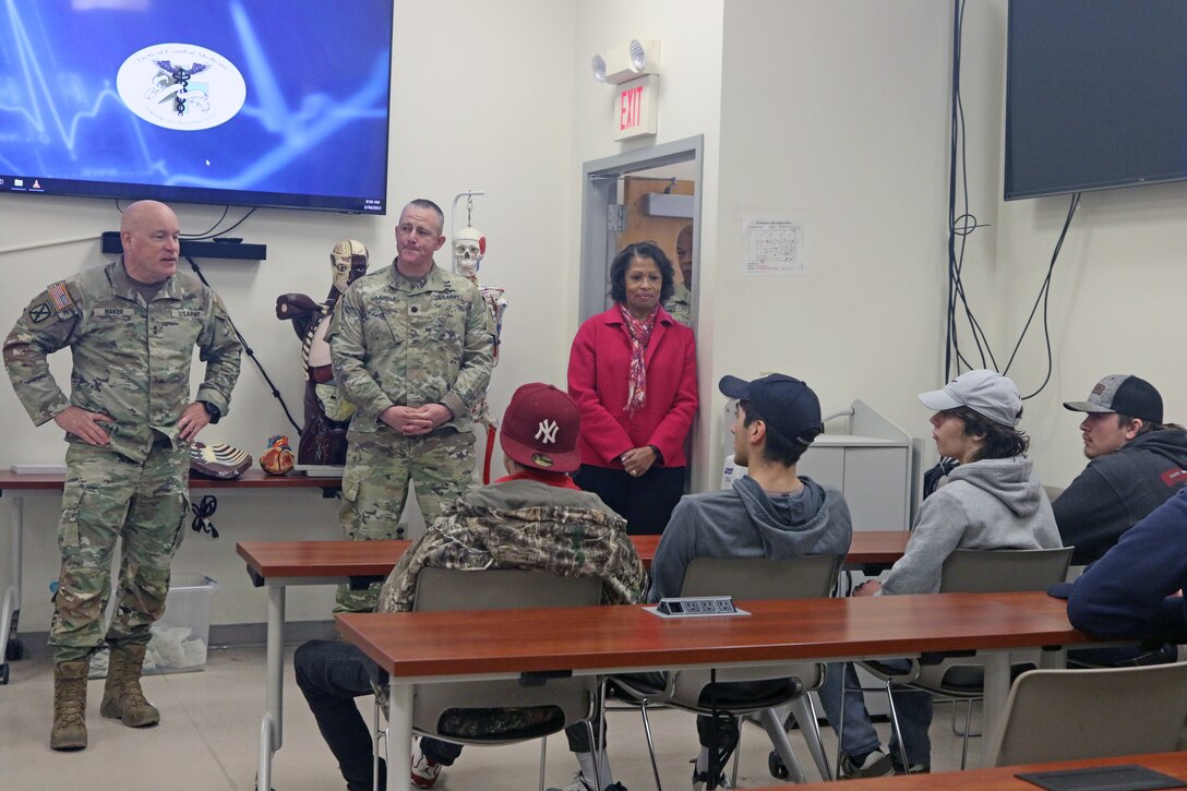 Wisconsin students/educators engage in Meet Your Army Reserve event