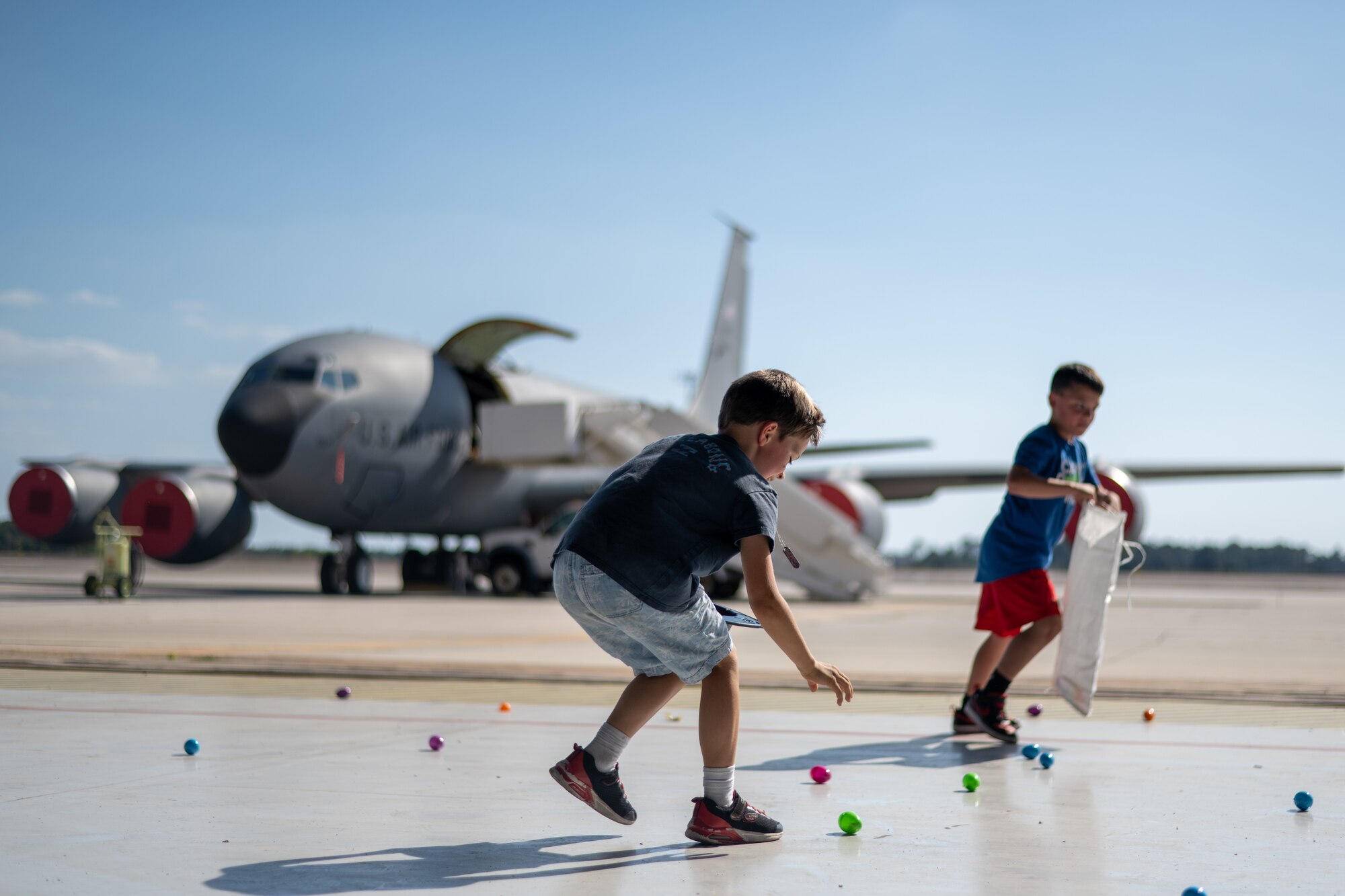 The event served as an opportunity for Airmen and their families to decompress following their recent deployments. (U.S. Air Force photo by Airman 1st Class Zachary Foster)