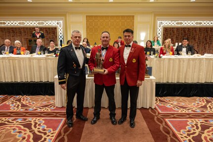 Retired Brig. Gen. Tyler Smith receives the Bronze Minuteman Award