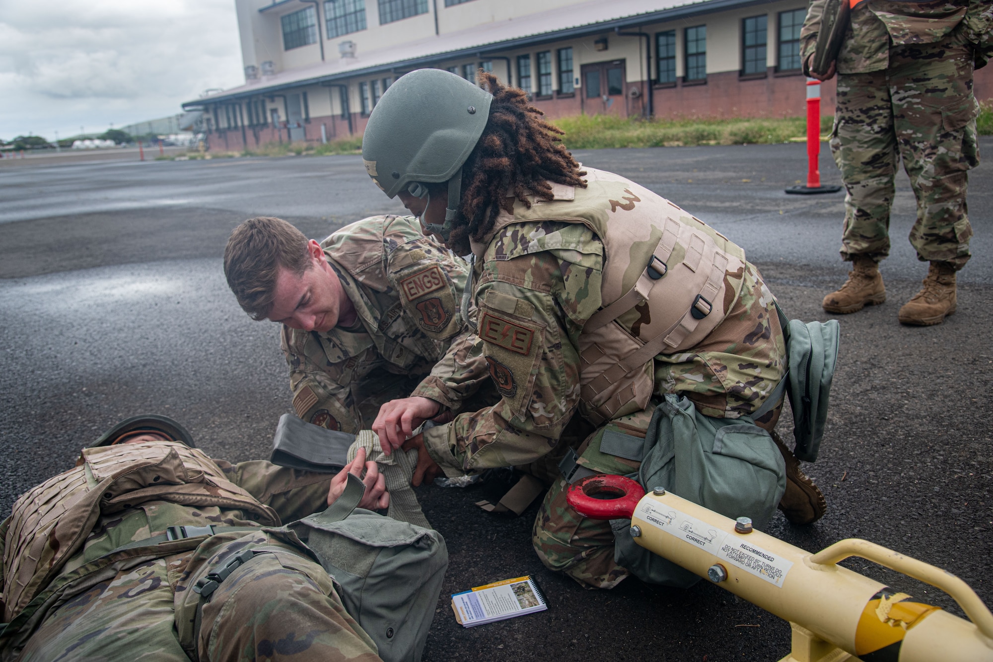 applying a splint