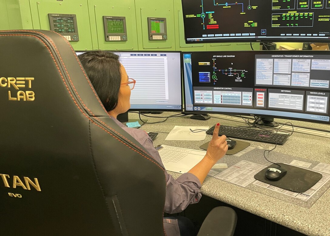 Senior Powerplant Operator Analiza Barker uses the recently installed Supervisory Control and Data Acquisition system to monitor both Old Hickory hydropower plant and J. Percy Priest hydropower plant from the Old Hickory control center in Hendersonville, Tennessee.