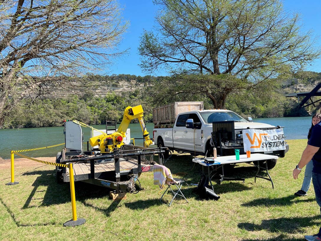 Bots by the Bridge Presented by Army Applied Laboratory at SXSW 2023, Austin, Texas
Pictured: Wilder System