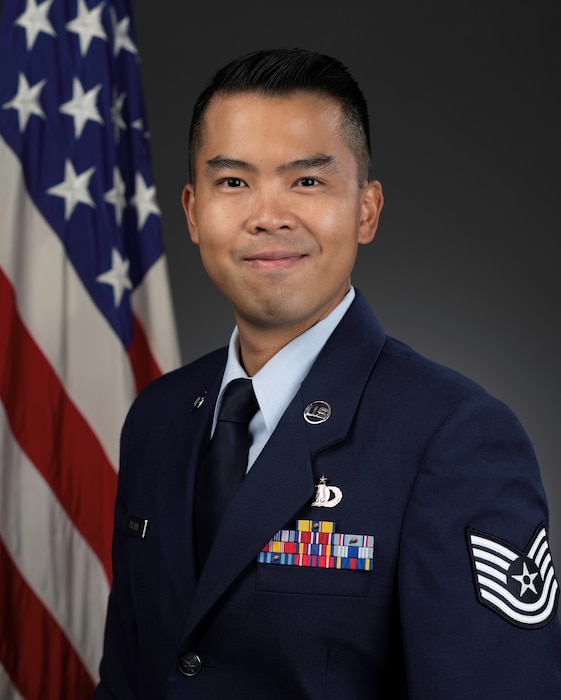 Official portrait of TSgt Palada